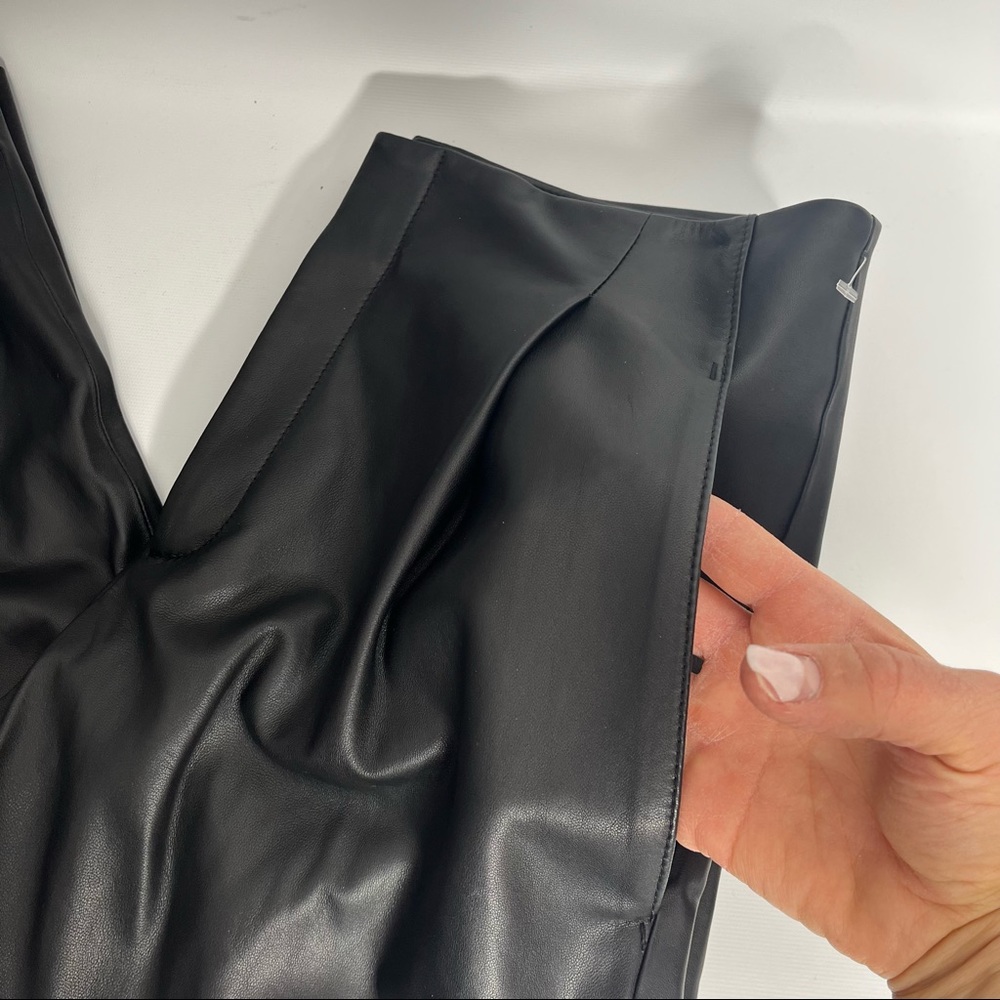 Vince. Black 100% Lamb Leather Tapered Straight Leg Pants Size 8 NWT - Picture 11 of 16
